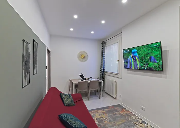 Paint House * Venice