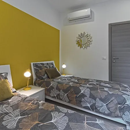 Apartament Paint House